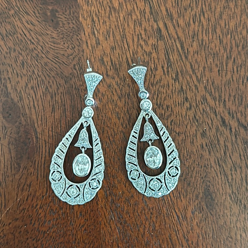 Sparkly silvery chandelier earrings